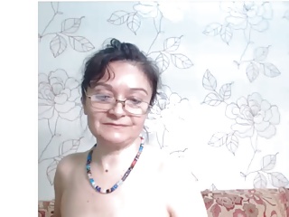 Mature in glasses webcam 05 04 2015
